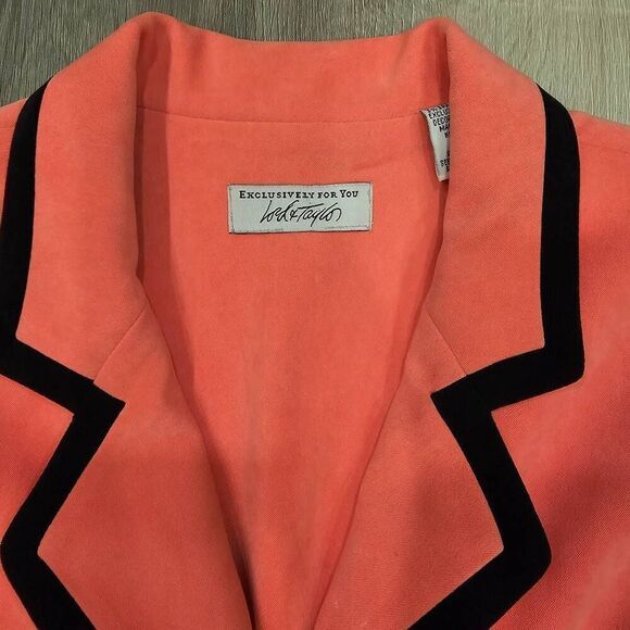 Lord & Taylor Button up Suit Jacket Women's size 10 - Picture 5 of 11